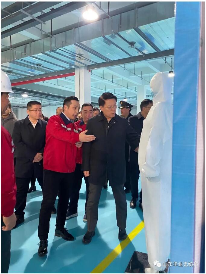 介紹無紡布廠區情況